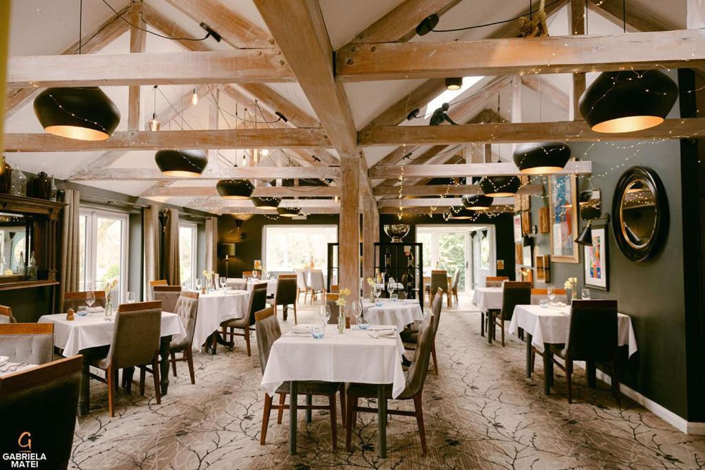Crouchers Hotel Chichester Bagian luar foto