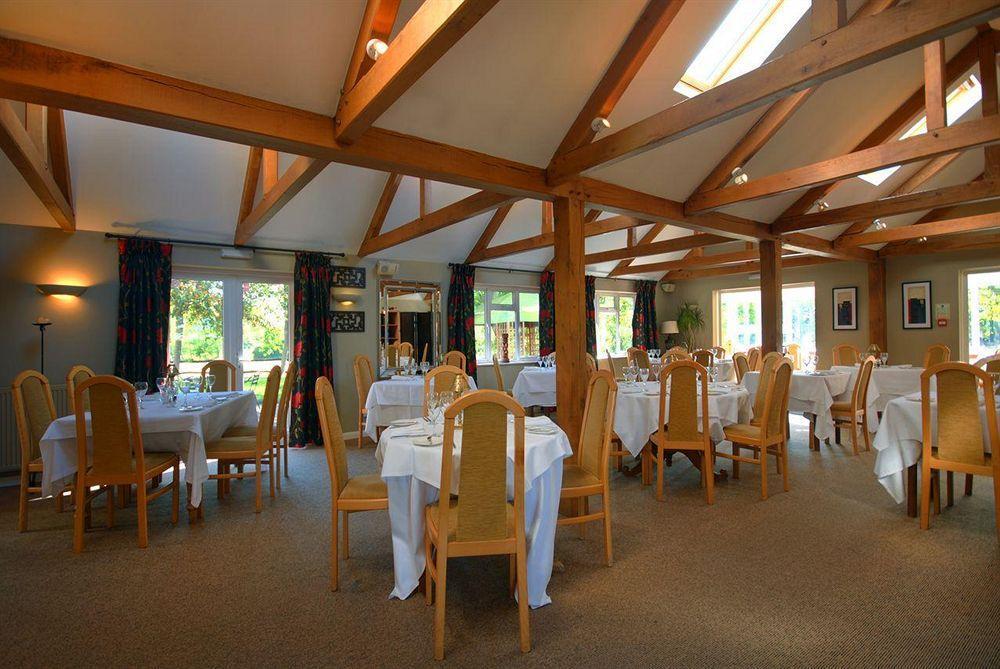 Crouchers Hotel Chichester Bagian luar foto