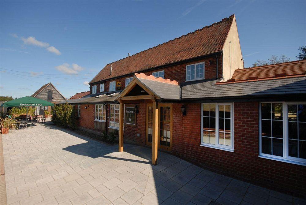 Crouchers Hotel Chichester Bagian luar foto